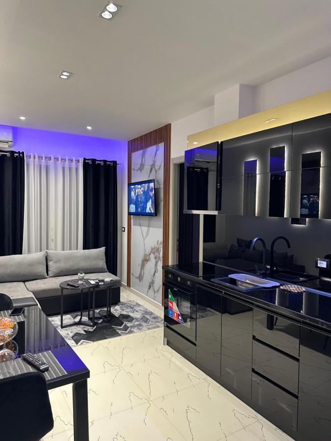 Sueno Apartments & Suites 地拉那 外观 照片
