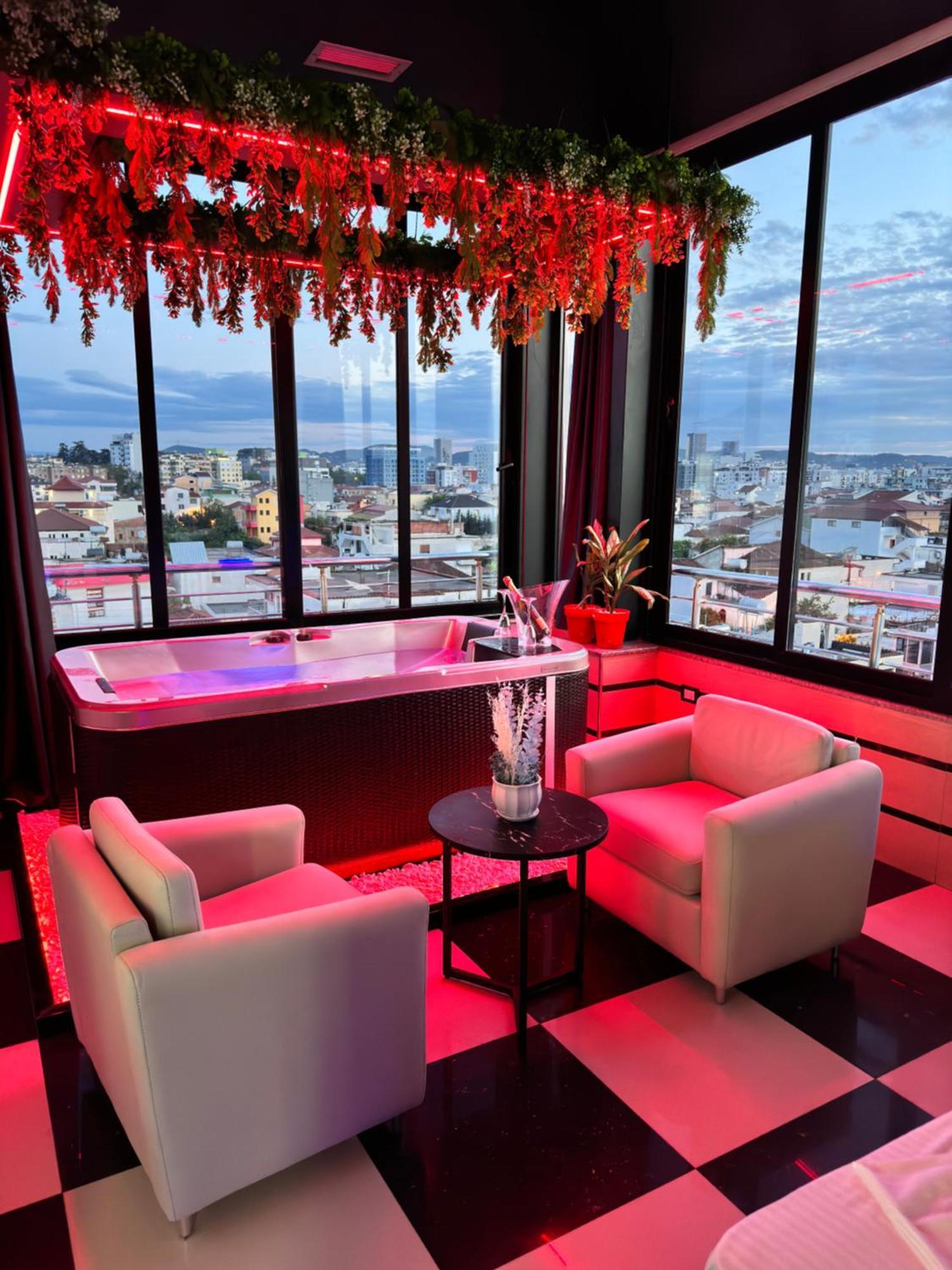 Sueno Apartments & Suites 地拉那 外观 照片