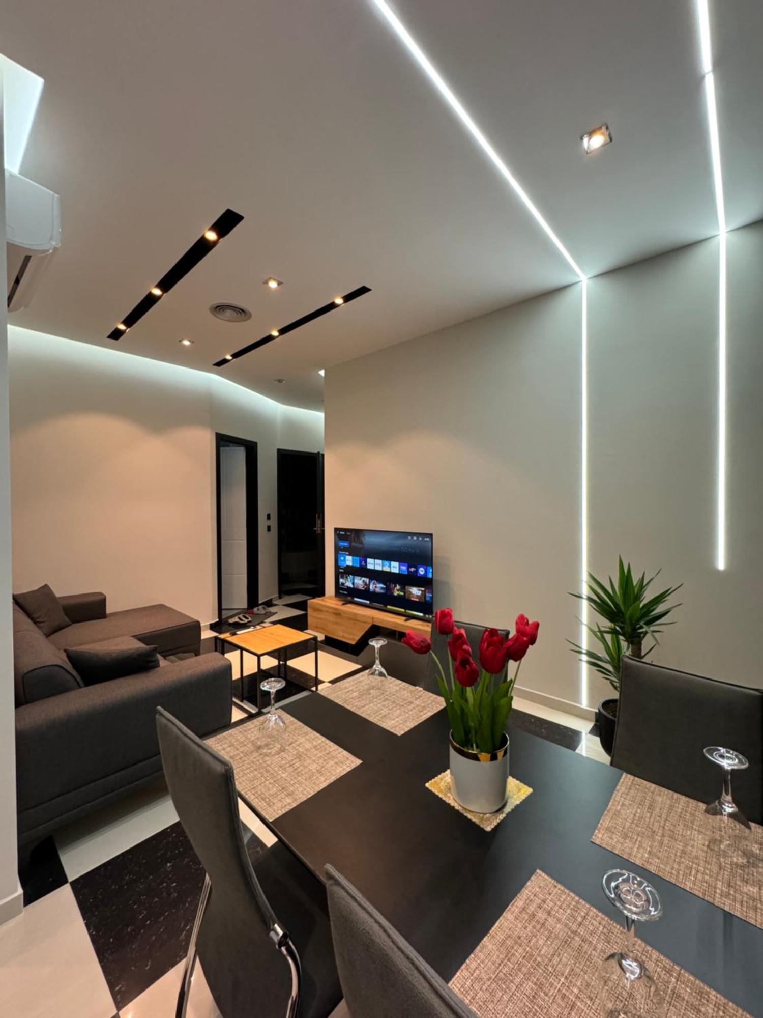 Sueno Apartments & Suites 地拉那 外观 照片