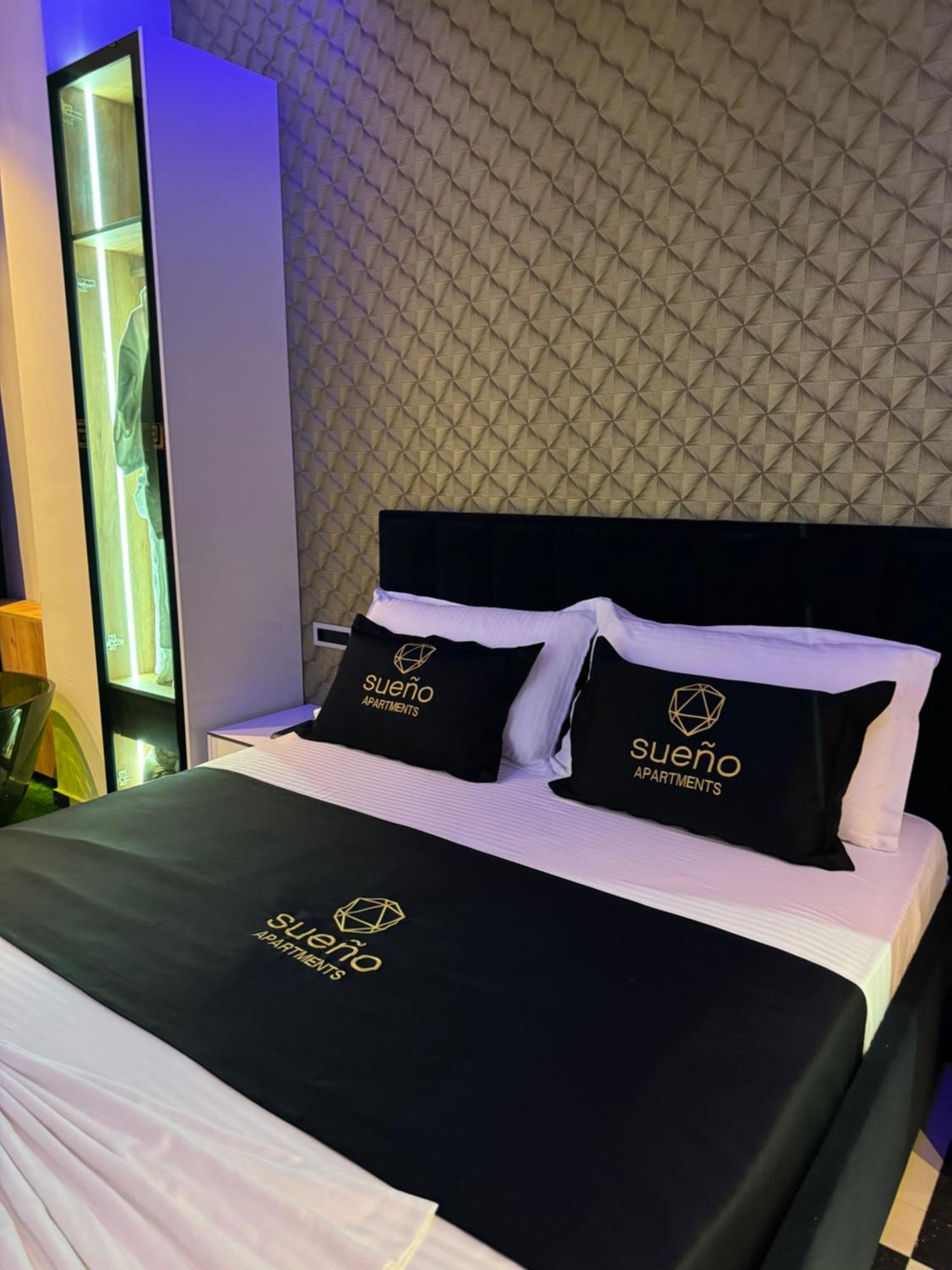Sueno Apartments & Suites 地拉那 外观 照片